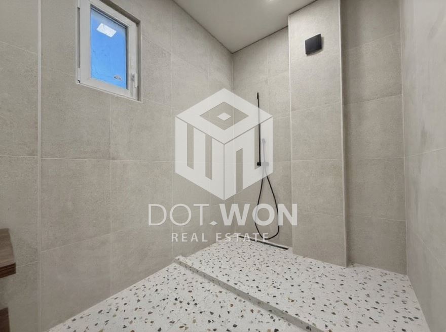 2-staen in Sofia - 0