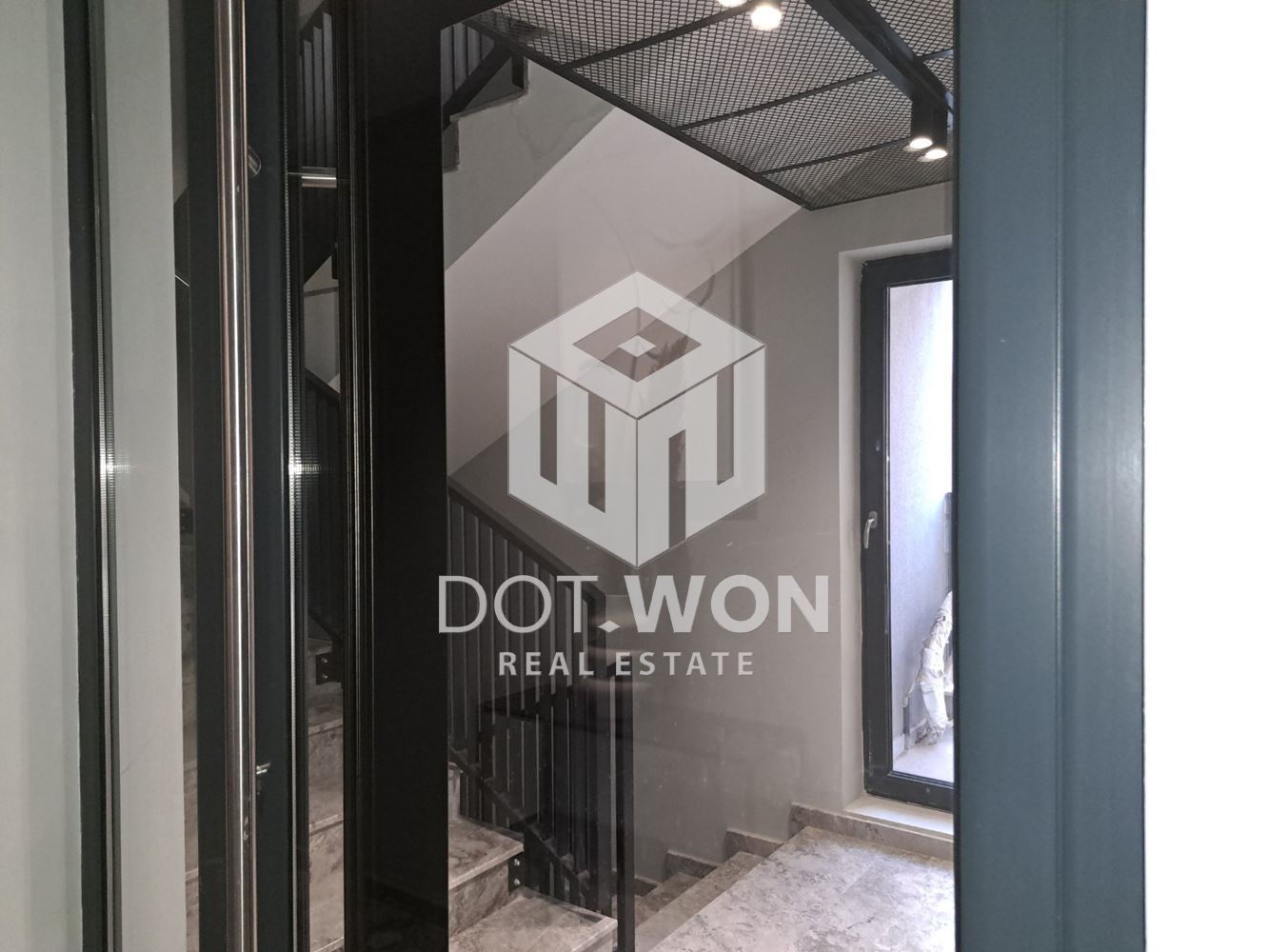 4-staen in Ovcha Kupel, Sofia - 0